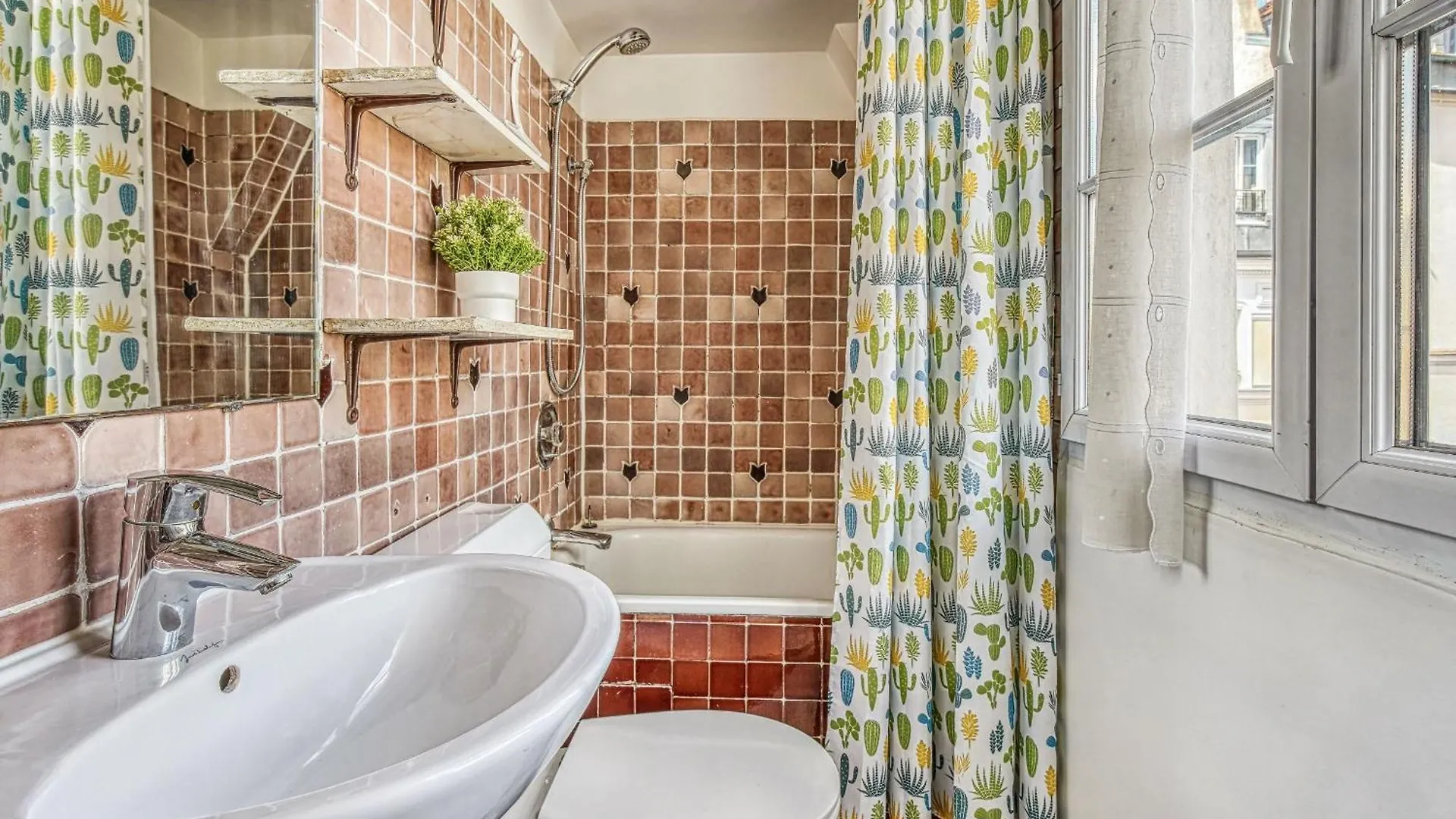 Latin Quarter & Pantheon - Cityapartmentstay Paris