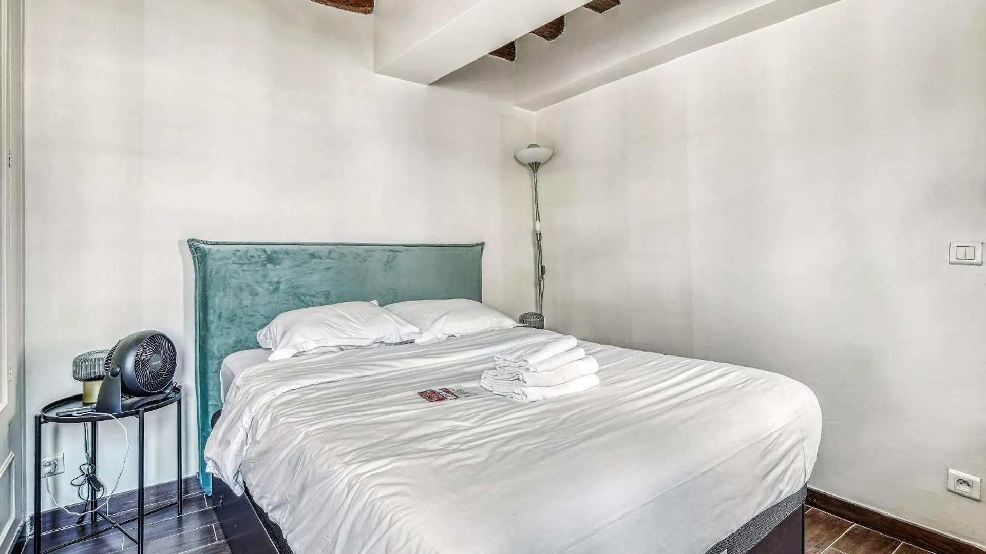 Latin Quarter & Pantheon - Cityapartmentstay Paris Apartment